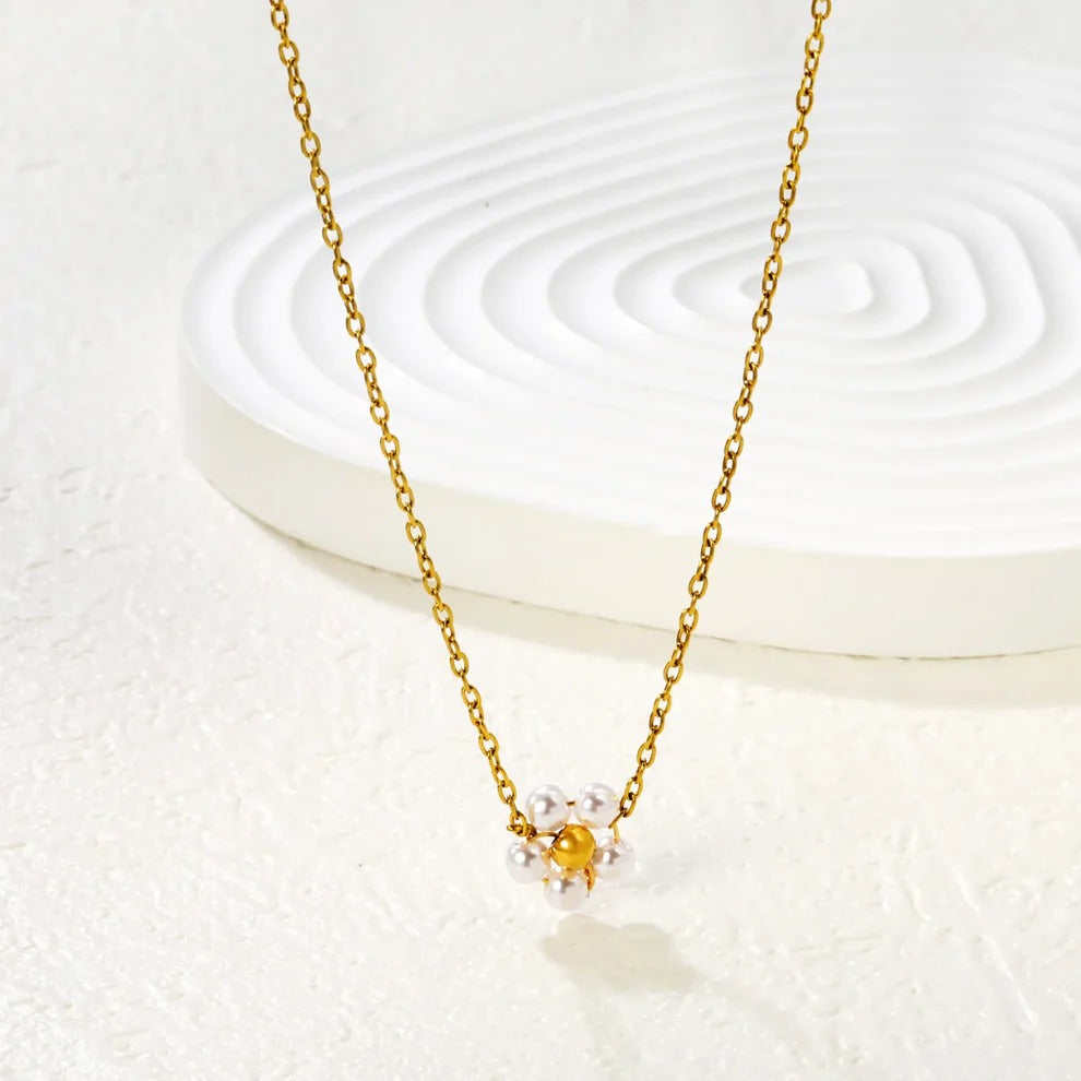 Bloomfield necklace