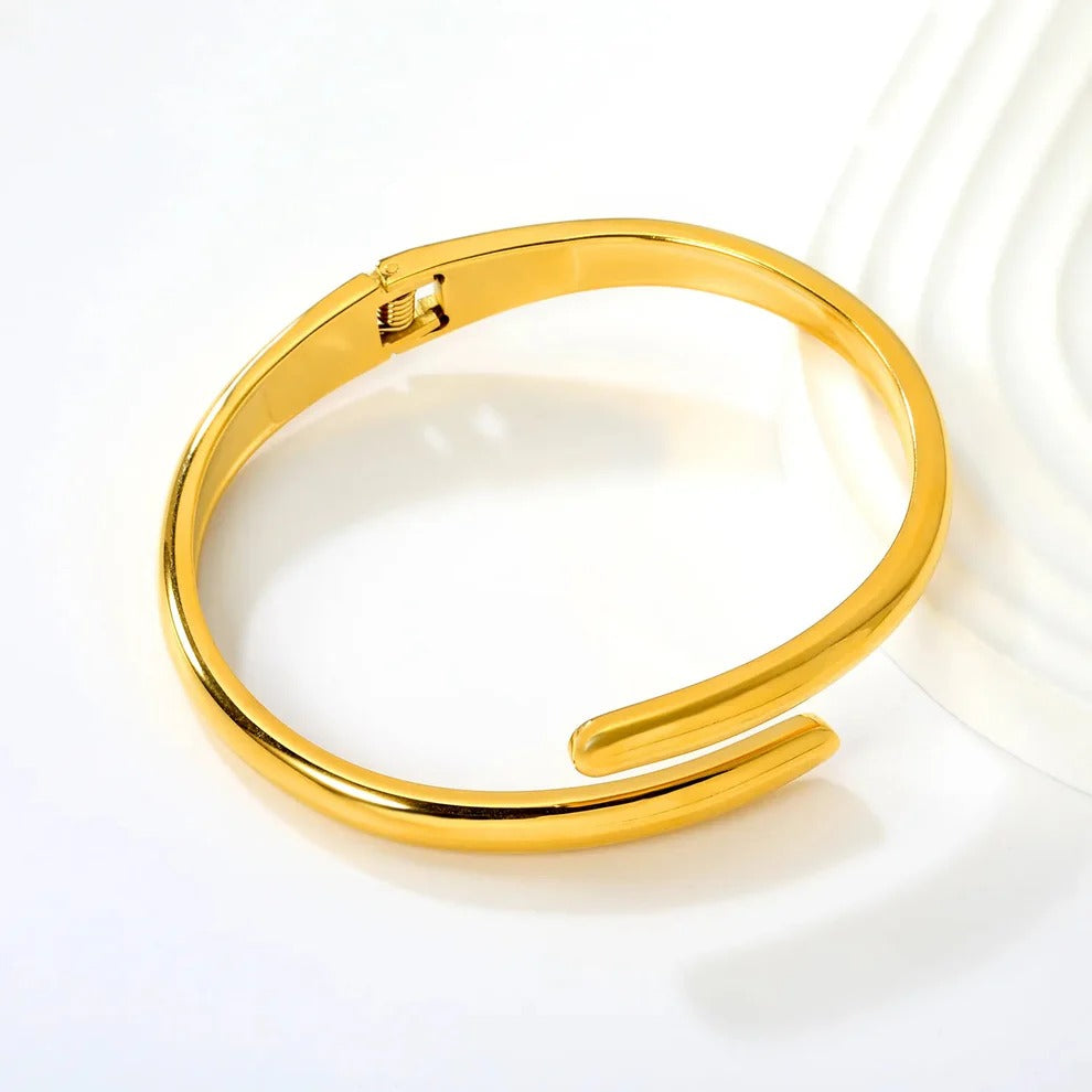 Sakura 1 bangle