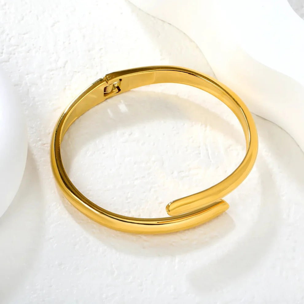 Sakura 1 bangle
