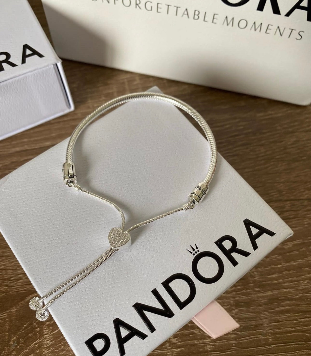 Pandora Moments Pavé heart clasp snake chain slider bracelet