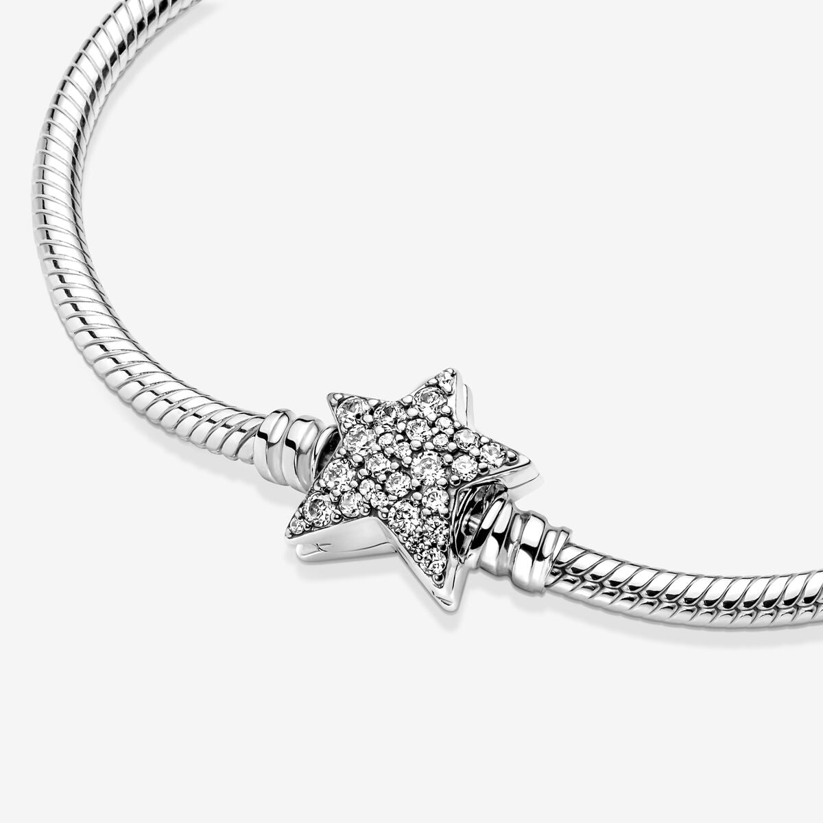 Pandora Moments Asymetric Star clasp snake chain bracelet