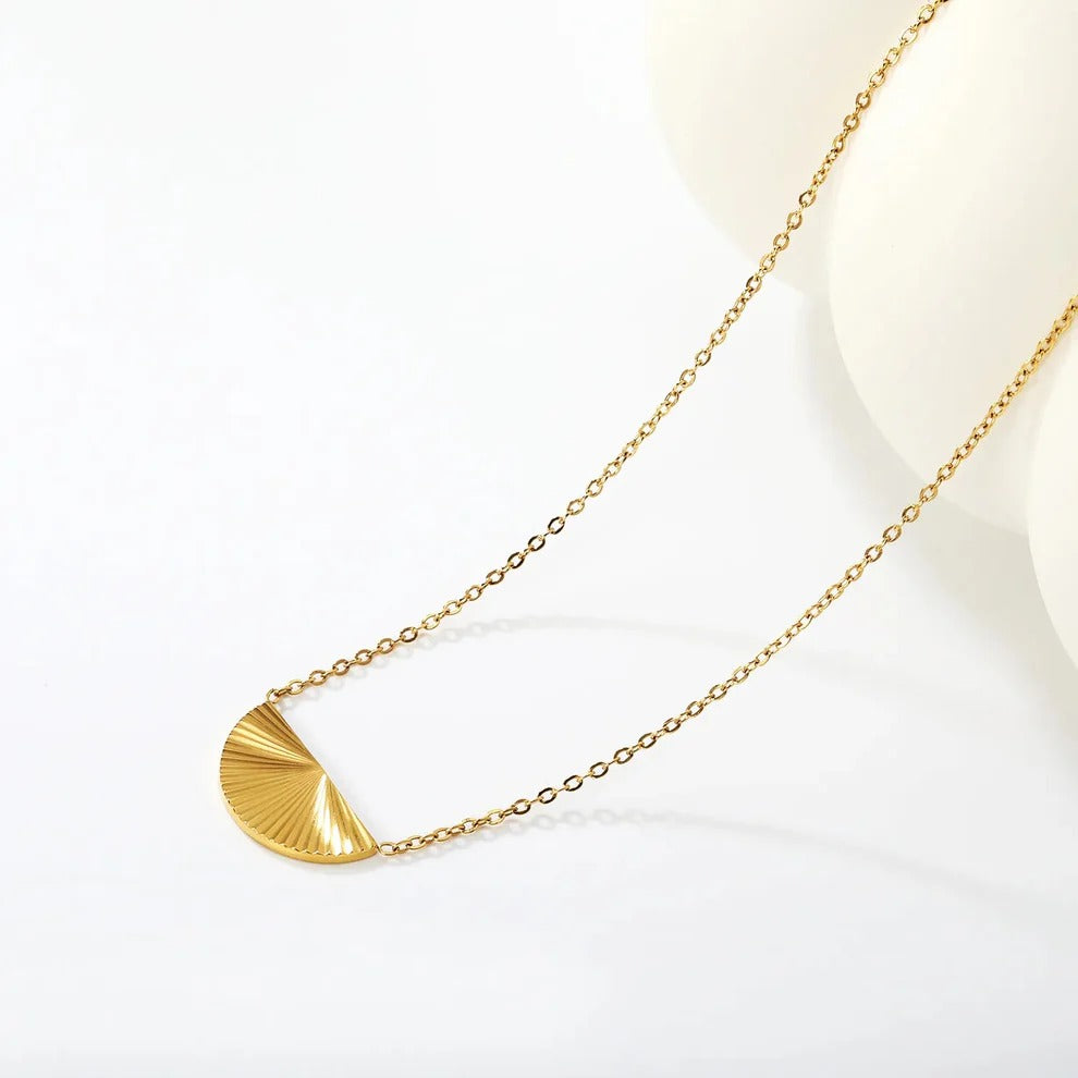 Cleopatra necklace