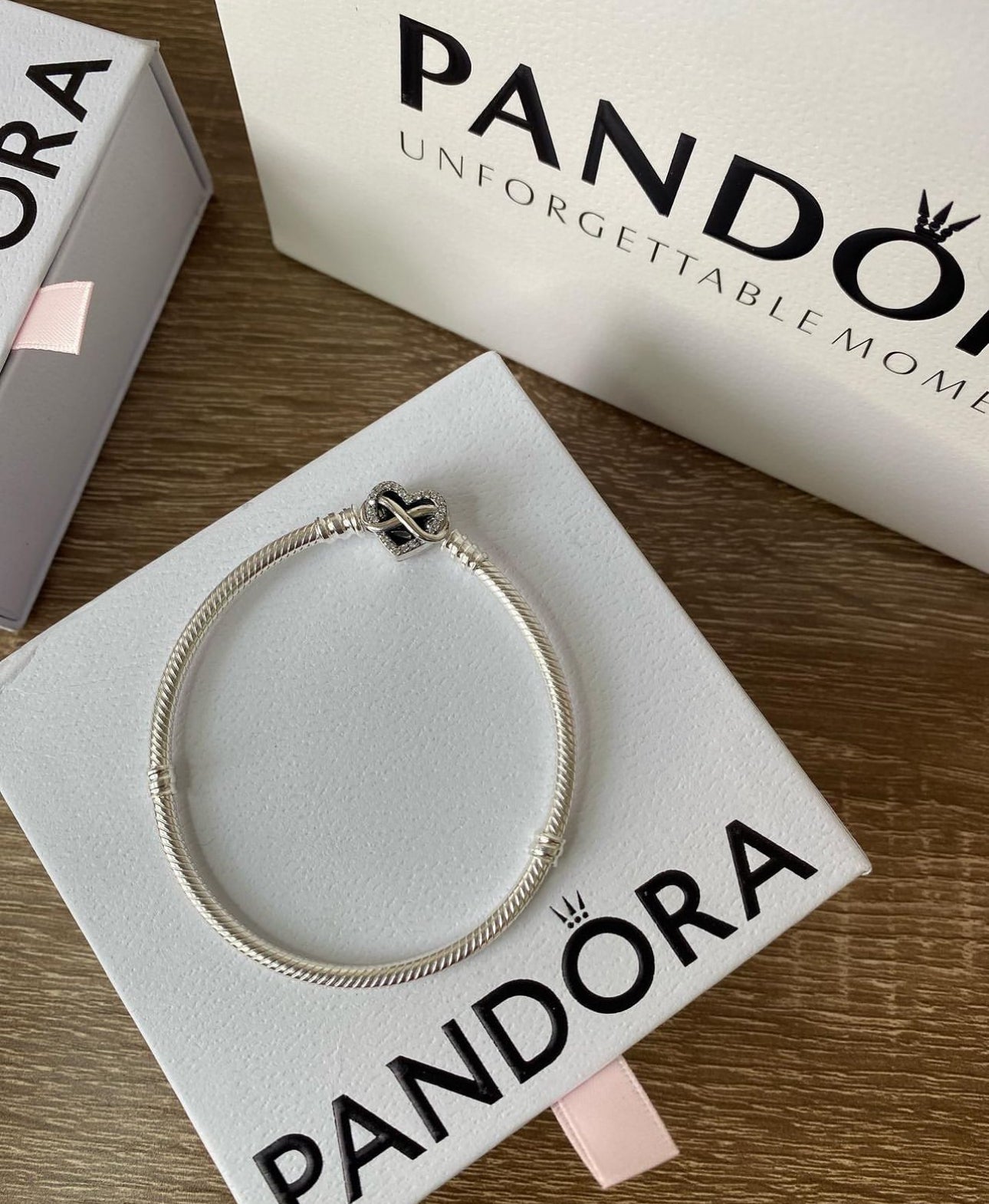 Pandora Moments Sparkling Infinity Heart Clasp Snake Chain Bracelet