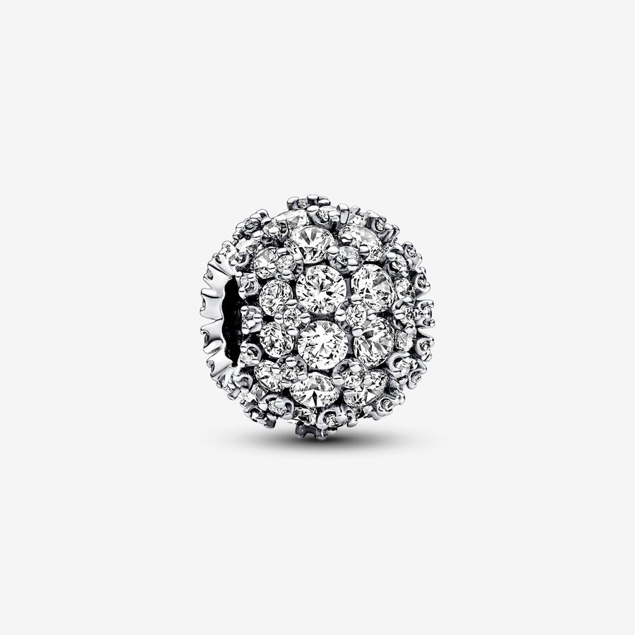 Sparkling Pavé round charm